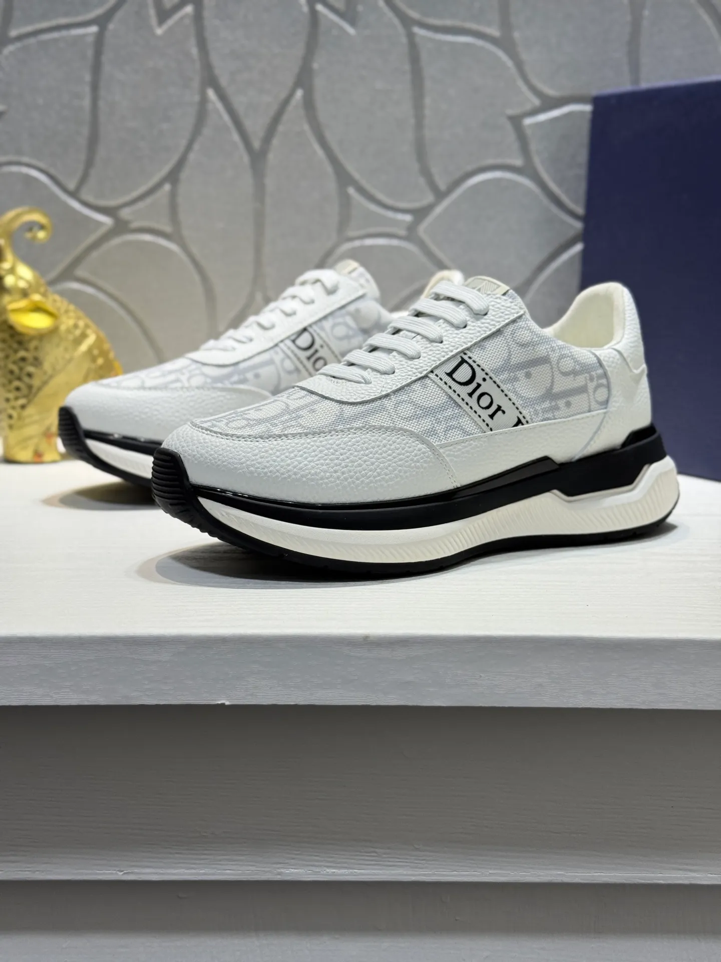Men's shoes 💰440 [New model] 🦑🦑Dio* (Dior) sneakers, the latest model from the official website 🎁casual and fashionable high-top men's shoes 👟hot style 💥 simple and elegant version, exclusive for trendy men. Unique official website's latest brand elements 👑original decoration, imported cowhide with classic fabrics, fashionable and generous accessories, sheepskin lining, ✅ wear-resistant casual outsole. Size: 38-44 (45 customized